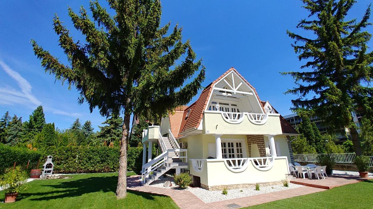 Balaton Apartman Fured Aparthotel Balatonfüred Exterior foto